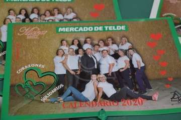 Presentación del calendario solidario 2010 en el Mercado Municipal de Telde (Foto TA)